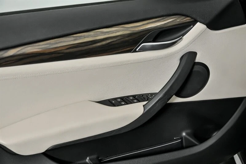 2013 BMW E84 X1 - Image 17 of 21