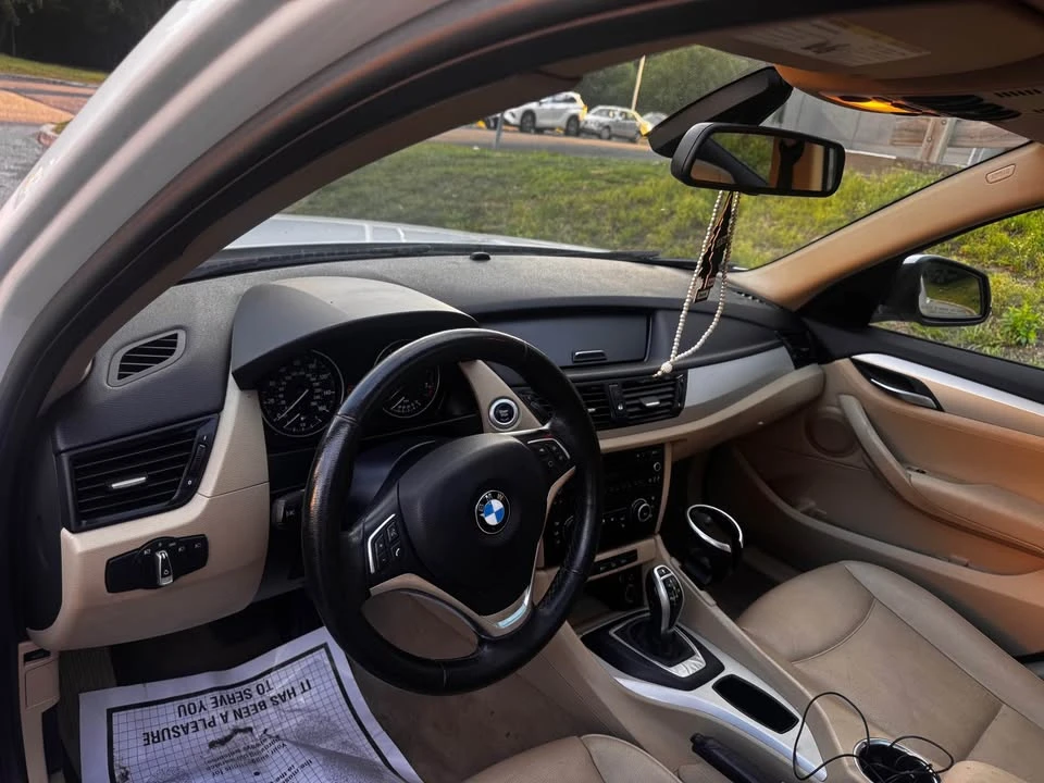 2013 BMW E84 X1 - Image 9 of 18