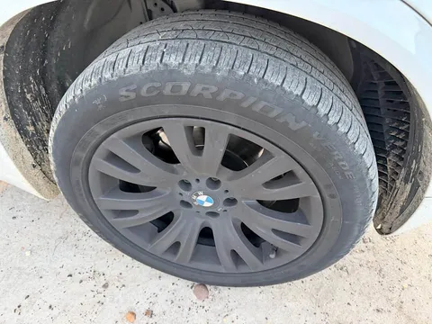 2013 BMW X5 50i
