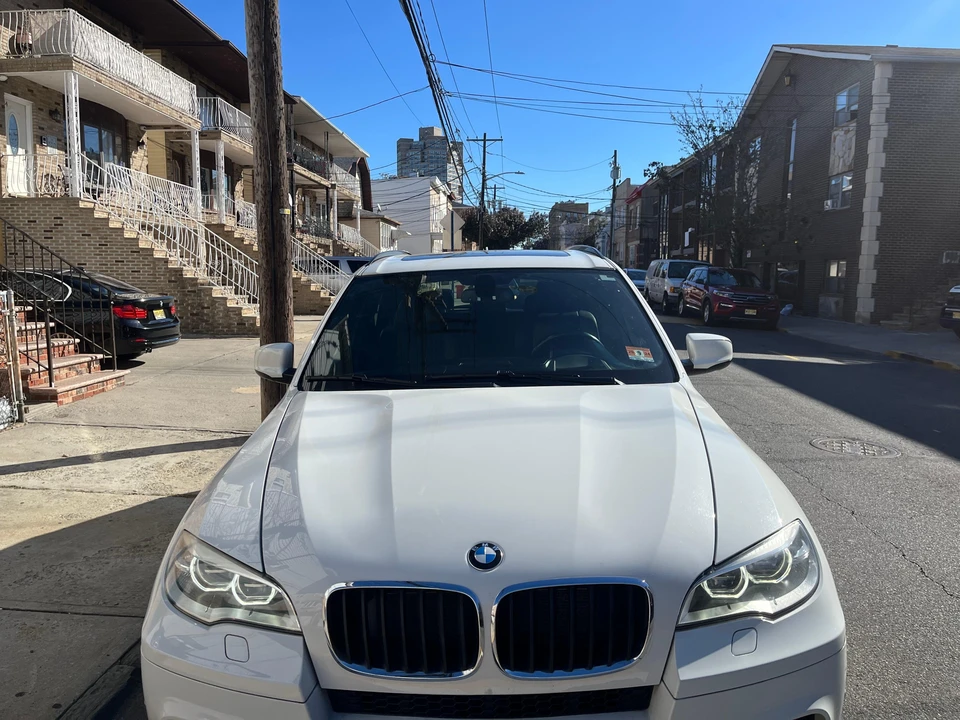 2013 BMW E70 X5 - Image 16 of 31