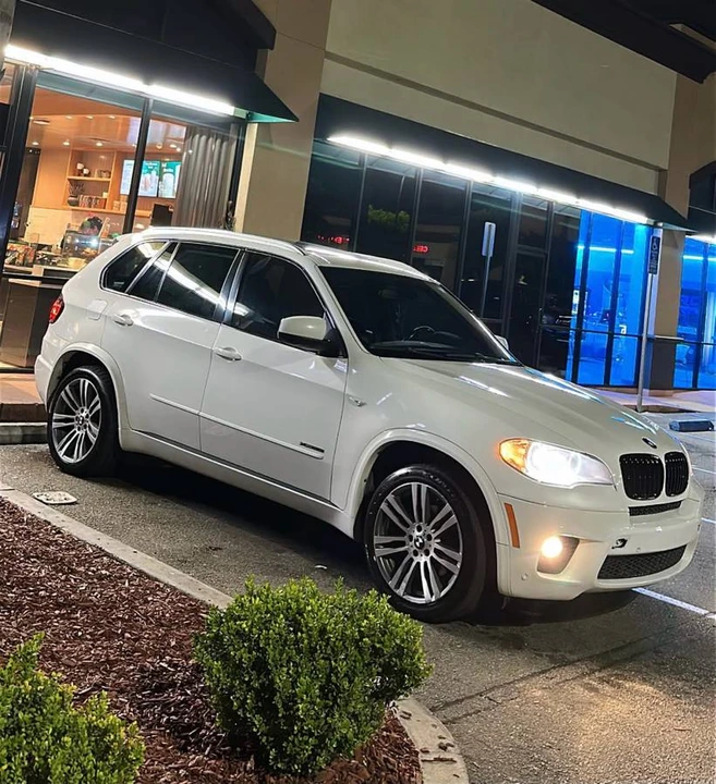 2013 BMW E70 X5 - Image 5 of 10