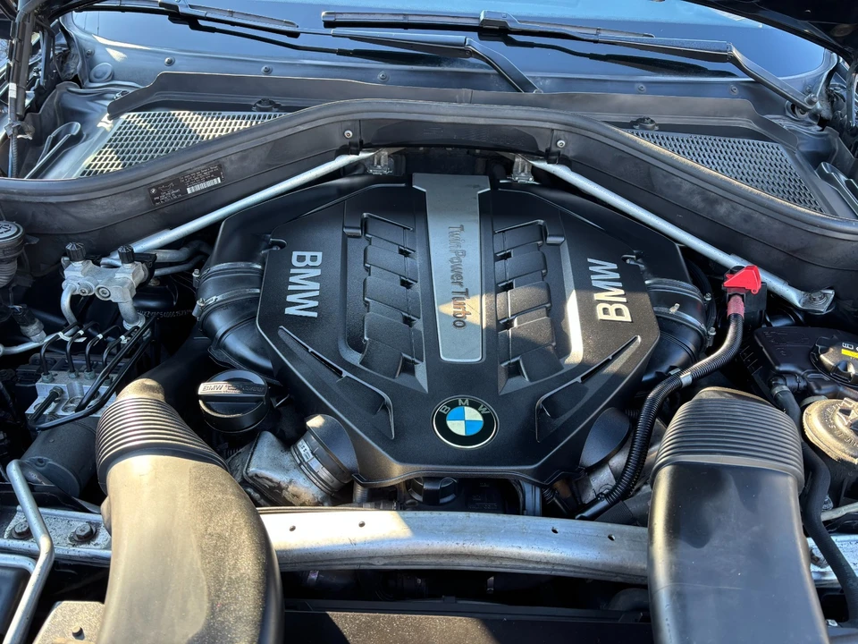 2013 BMW E70 X5 4.8i & xDrive50i - Image 11 of 20