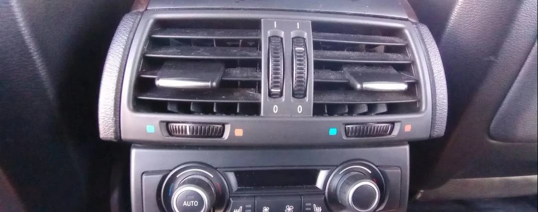 2013 BMW E70 X5 4.8i & xDrive50i - Image 19 of 24