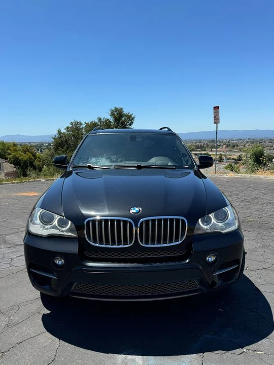 2013 BMW E70 X5 4.8i & xDrive50i - Image 2 of 13