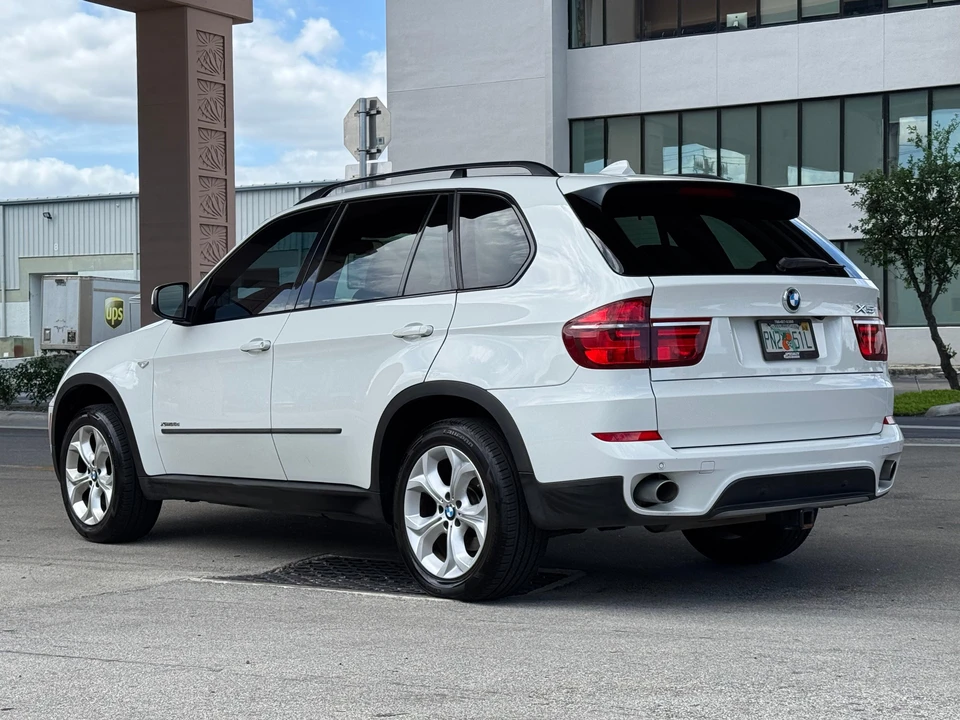2013 BMW E70 X5 - Image 10 of 31