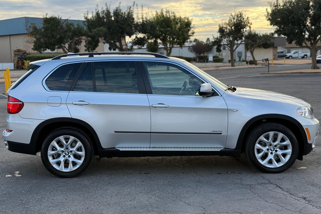 2013 BMW E70 X5 - Image 3 of 31