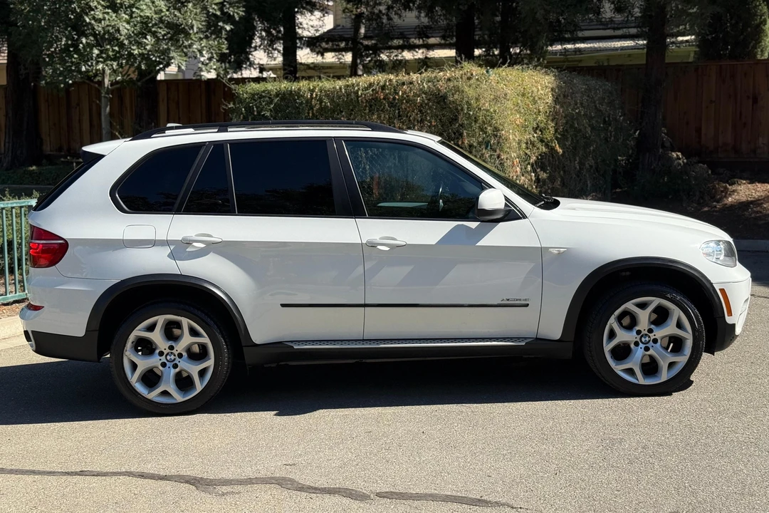 2013 BMW E70 X5 - Image 3 of 31