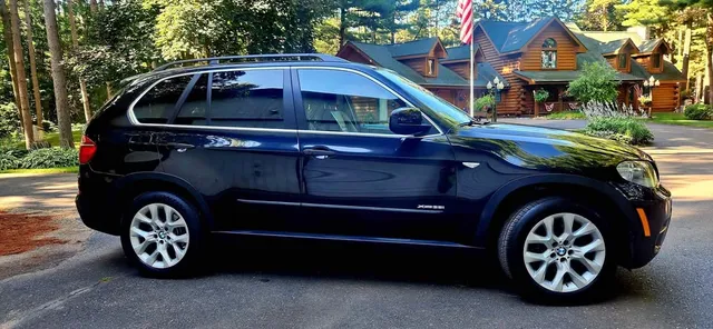 2013 BMW X5 xDrive35i Premium Sport Utility 4D