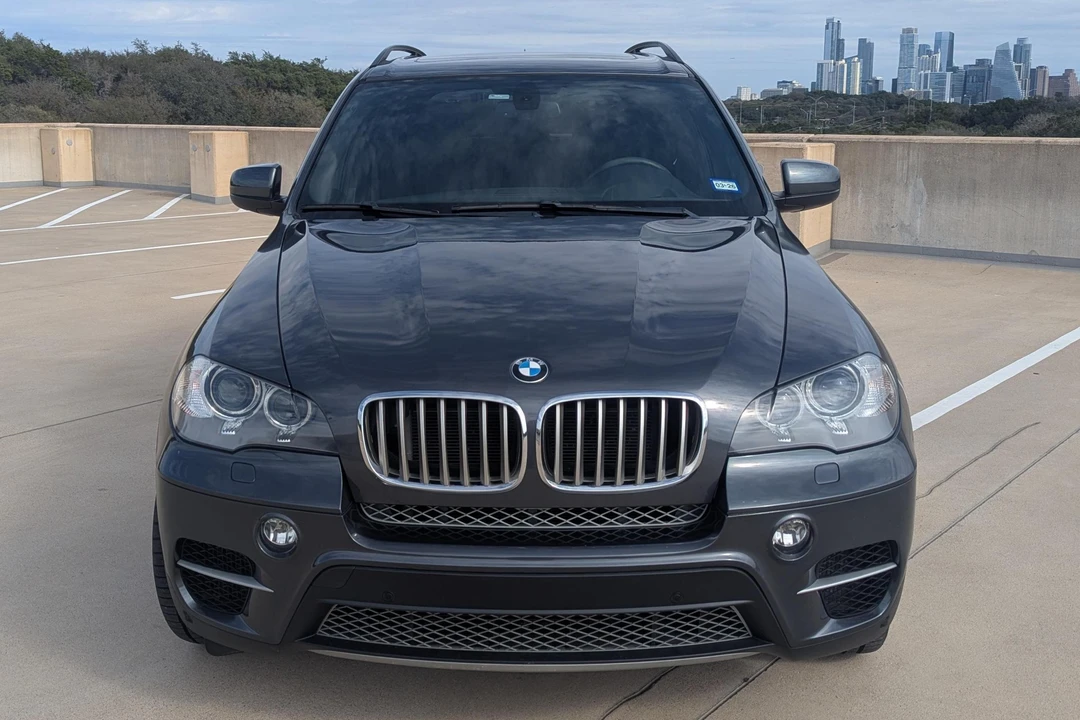 2013 BMW E70 X5 4.8i & xDrive50i - Image 2 of 31