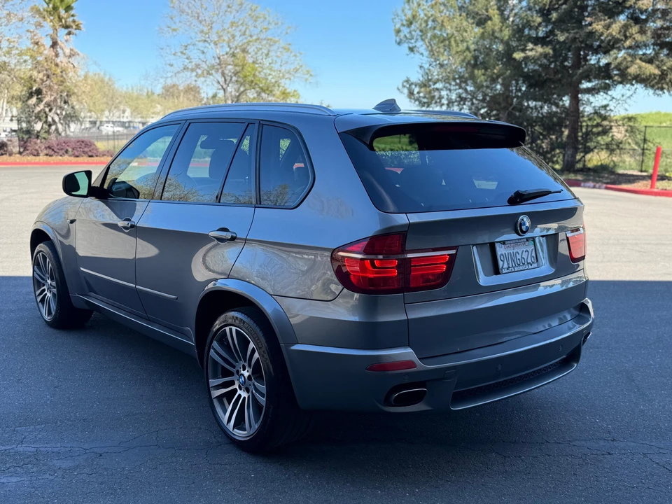 2013 BMW E70 X5 4.8i & xDrive50i - Image 7 of 31