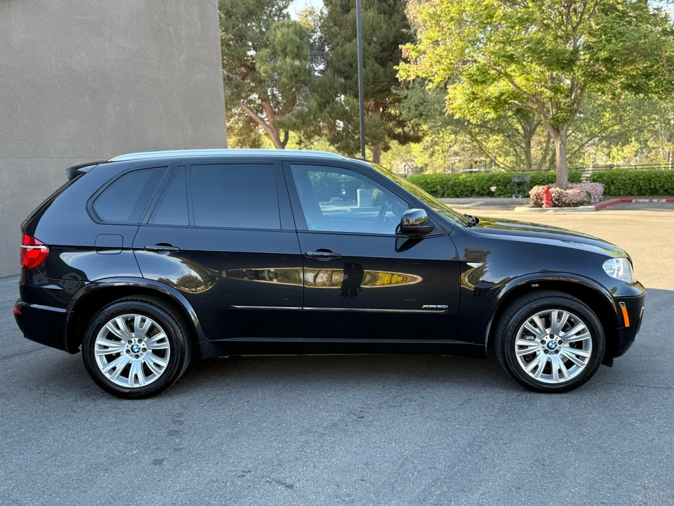 2013 BMW E70 X5 4.8i & xDrive50i - Image 9 of 31