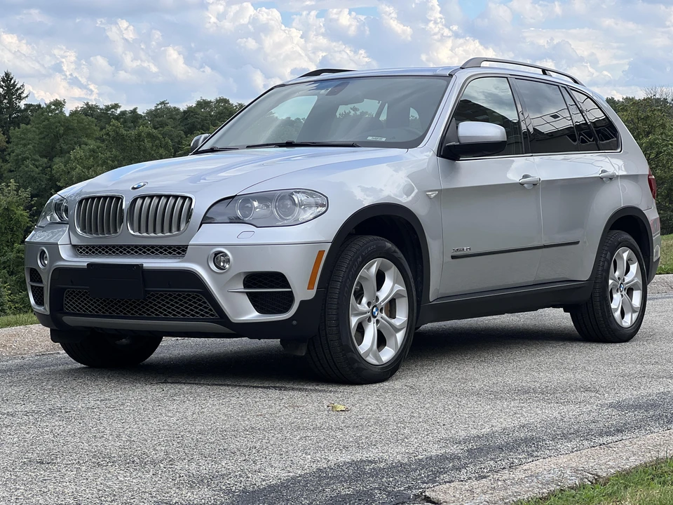 2013 BMW E70 X5 4.8i & xDrive50i - Image 10 of 31