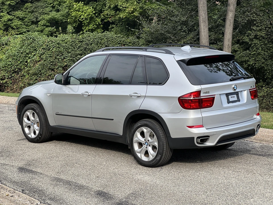 2013 BMW E70 X5 4.8i & xDrive50i - Image 15 of 31
