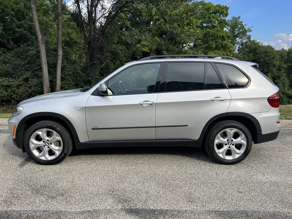 2013 BMW E70 X5 4.8i & xDrive50i - Image 12 of 31