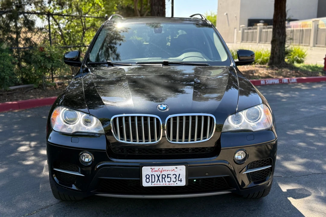 2013 BMW E70 X5 4.8i & xDrive50i - Image 2 of 31