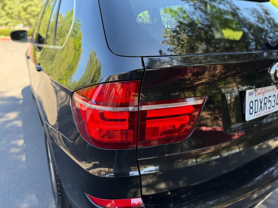 2013 BMW E70 X5 4.8i & xDrive50i - Image 25 of 31