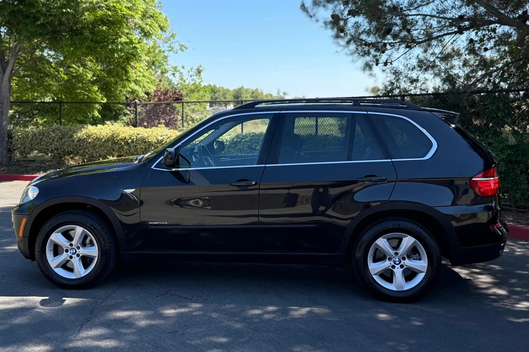 2013 BMW E70 X5 4.8i & xDrive50i - Image 3 of 31
