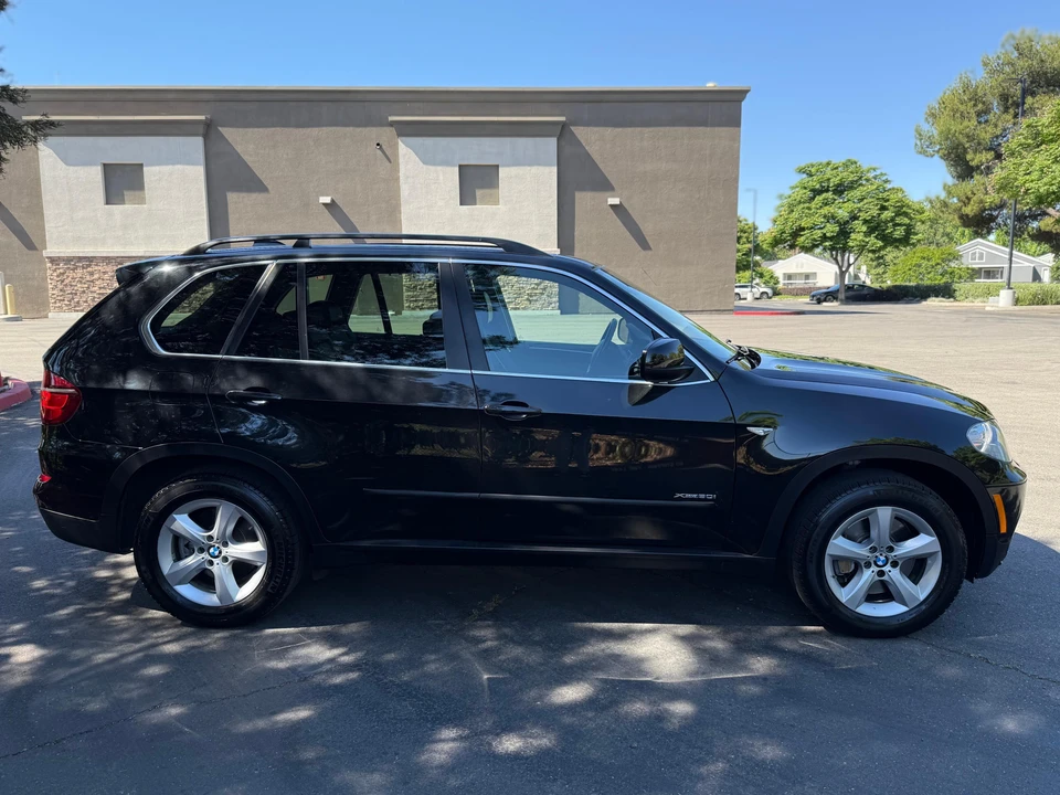 2013 BMW E70 X5 4.8i & xDrive50i - Image 8 of 31
