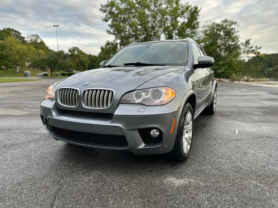 2013 BMW E70 X5 4.8i & xDrive50i - Image 6 of 31