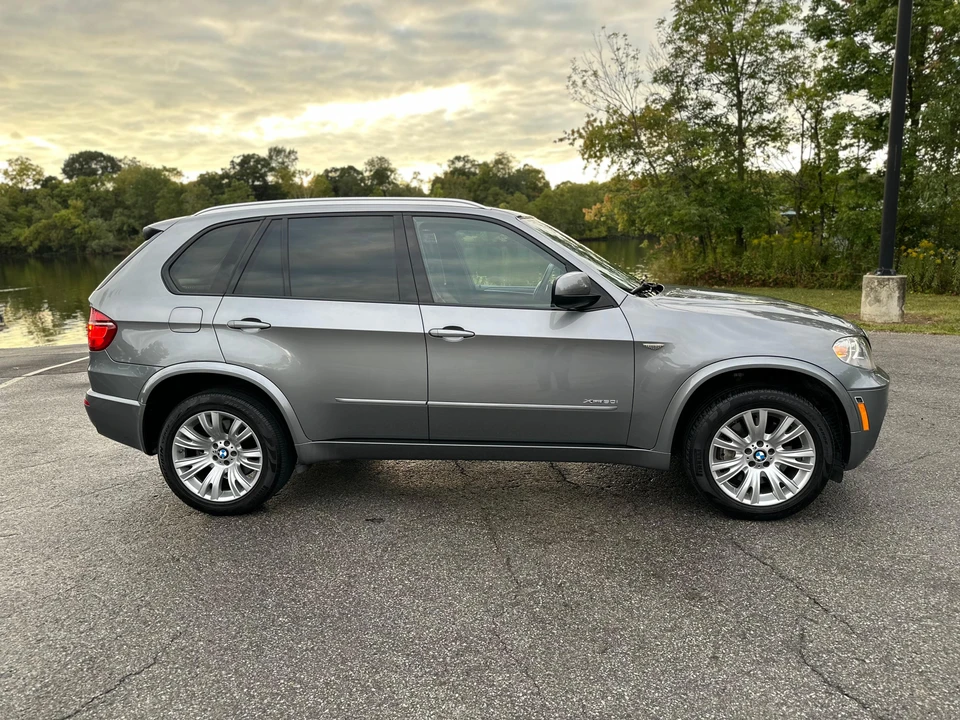 2013 BMW E70 X5 4.8i & xDrive50i - Image 21 of 31