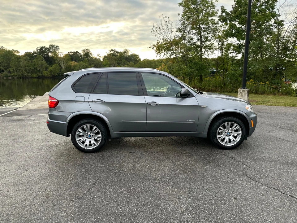 2013 BMW E70 X5 4.8i & xDrive50i - Image 20 of 31