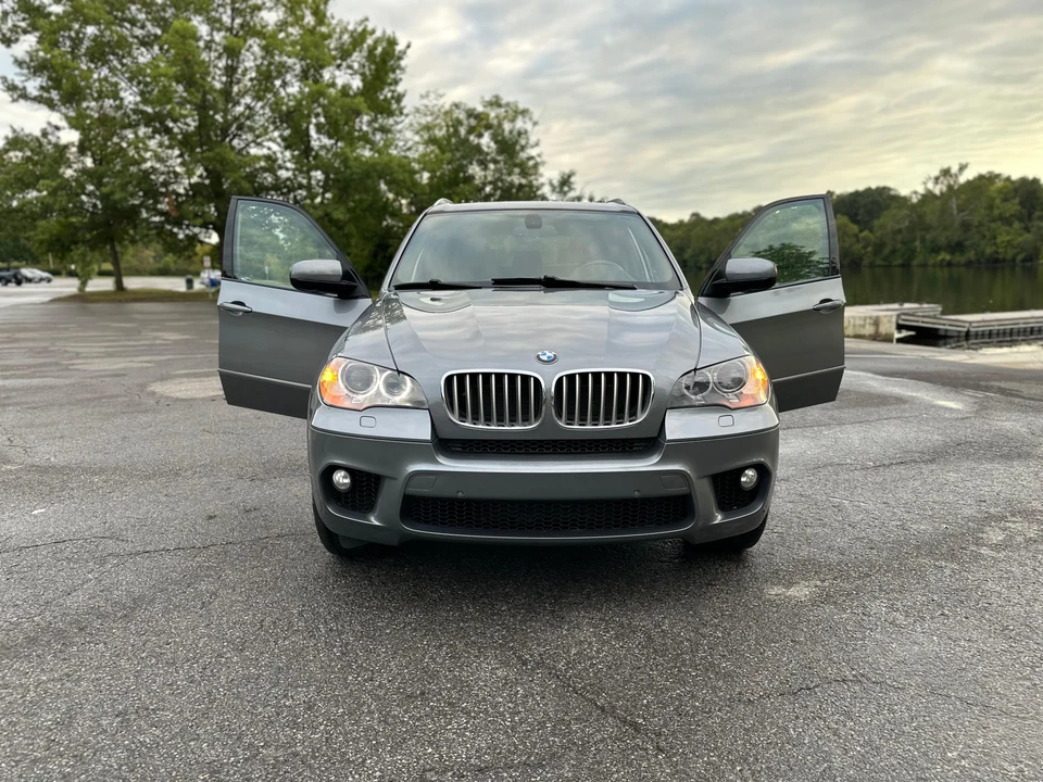 2013 BMW E70 X5 4.8i & xDrive50i - Image 26 of 31