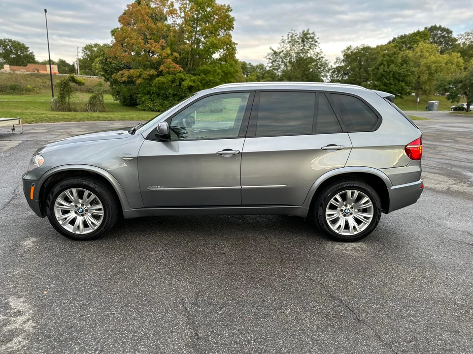 2013 BMW E70 X5 4.8i & xDrive50i - Image 12 of 31