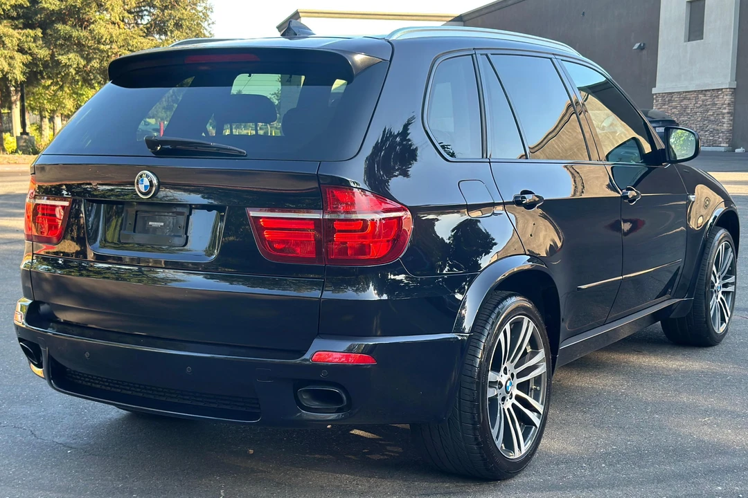 2013 BMW E70 X5 4.8i & xDrive50i - Image 4 of 31