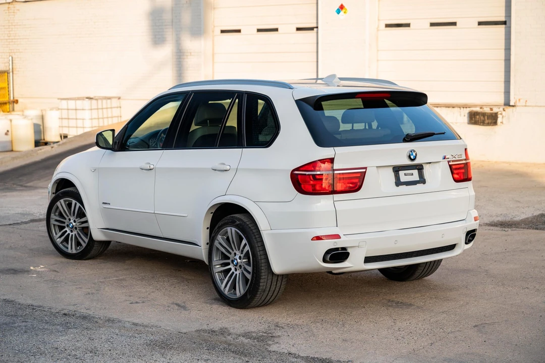 2013 BMW E70 X5 4.8i & xDrive50i - Image 16 of 31