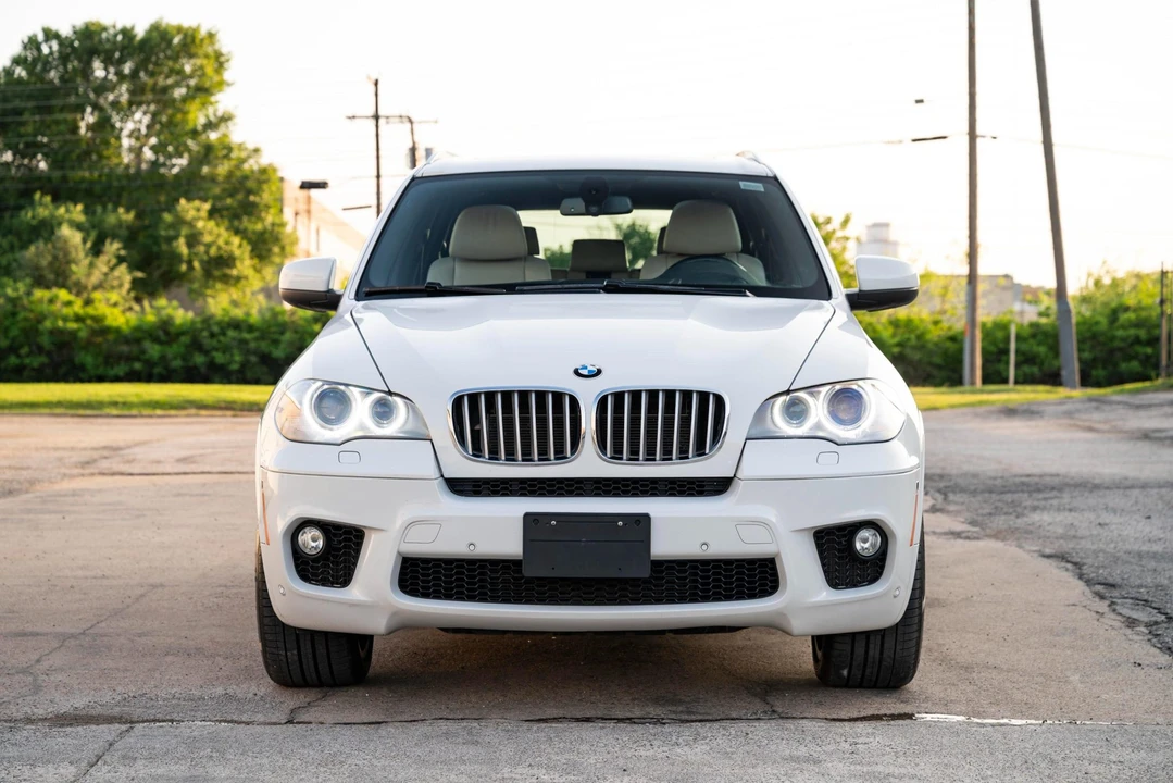 2013 BMW E70 X5 4.8i & xDrive50i - Image 8 of 31