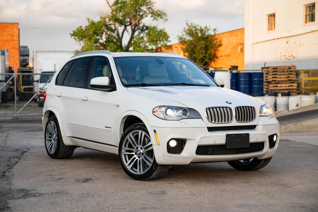 2013 BMW E70 X5 4.8i & xDrive50i - Image 4 of 31