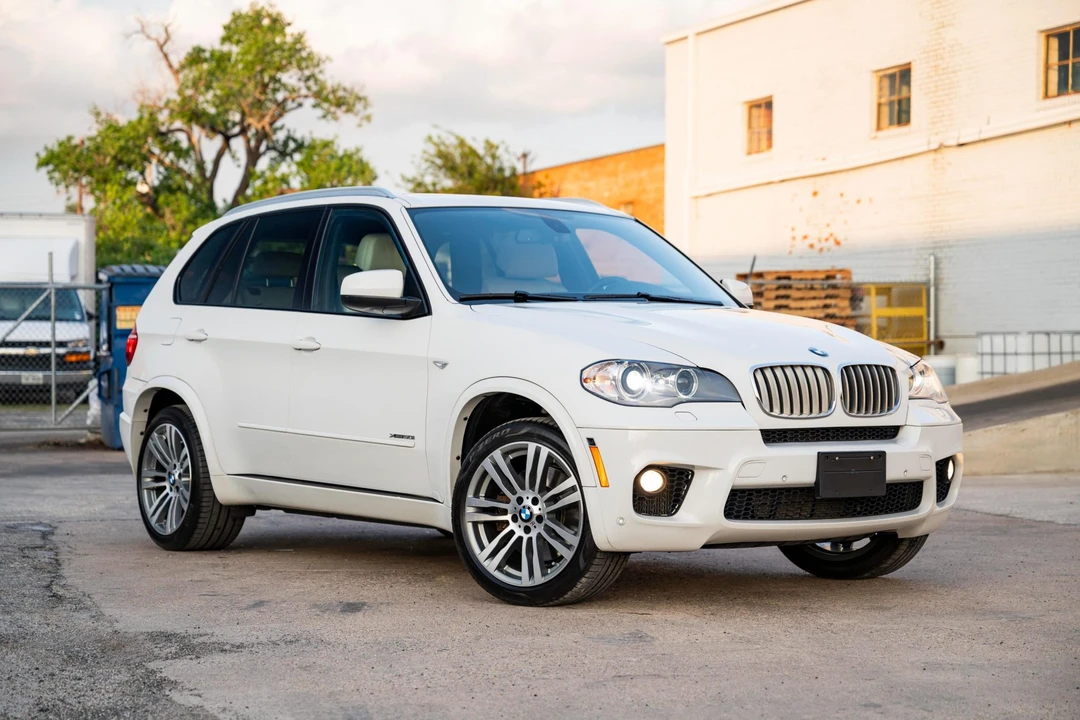 2013 BMW E70 X5 4.8i & xDrive50i - Image 3 of 31