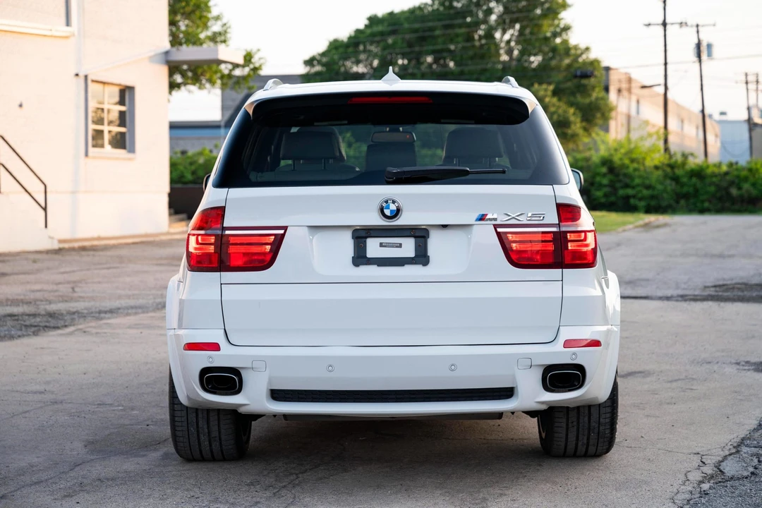 2013 BMW E70 X5 4.8i & xDrive50i - Image 18 of 31