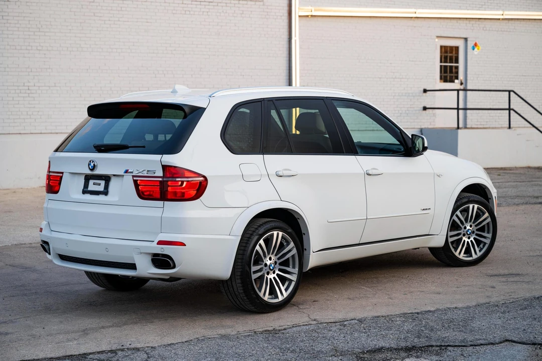 2013 BMW E70 X5 4.8i & xDrive50i - Image 22 of 31