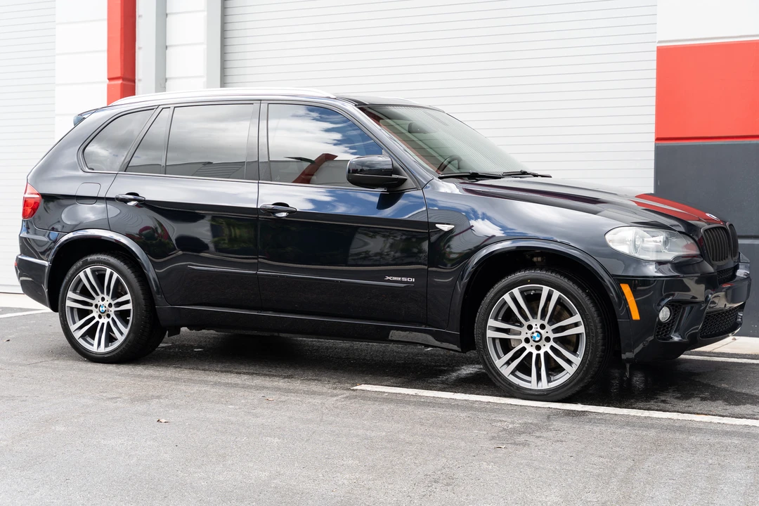 2013 BMW E70 X5 4.8i & xDrive50i - Image 29 of 31
