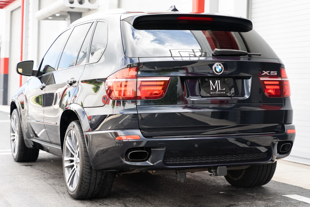 2013 BMW E70 X5 4.8i & xDrive50i - Image 17 of 31