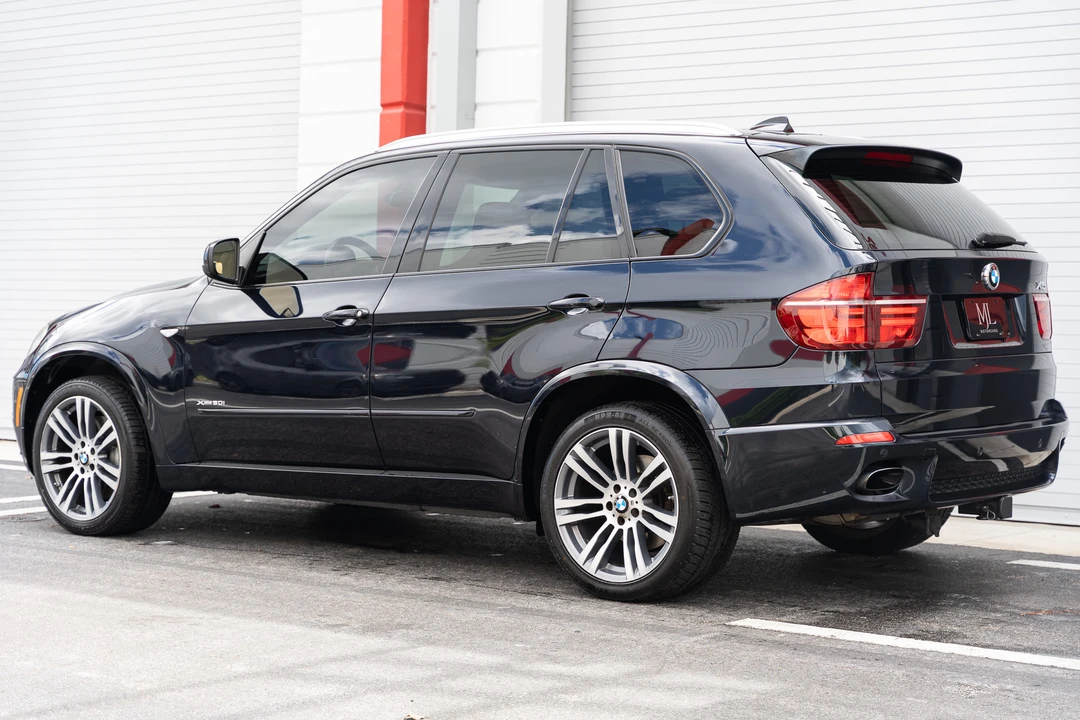 2013 BMW E70 X5 4.8i & xDrive50i - Image 14 of 31