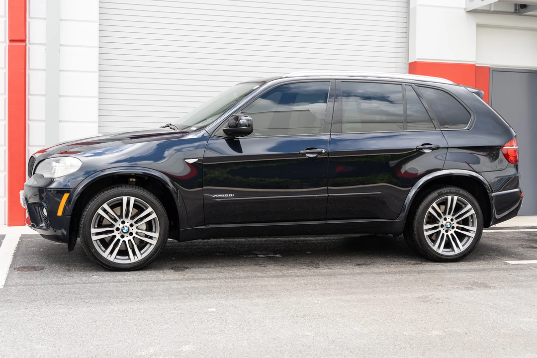 2013 BMW E70 X5 4.8i & xDrive50i - Image 10 of 31