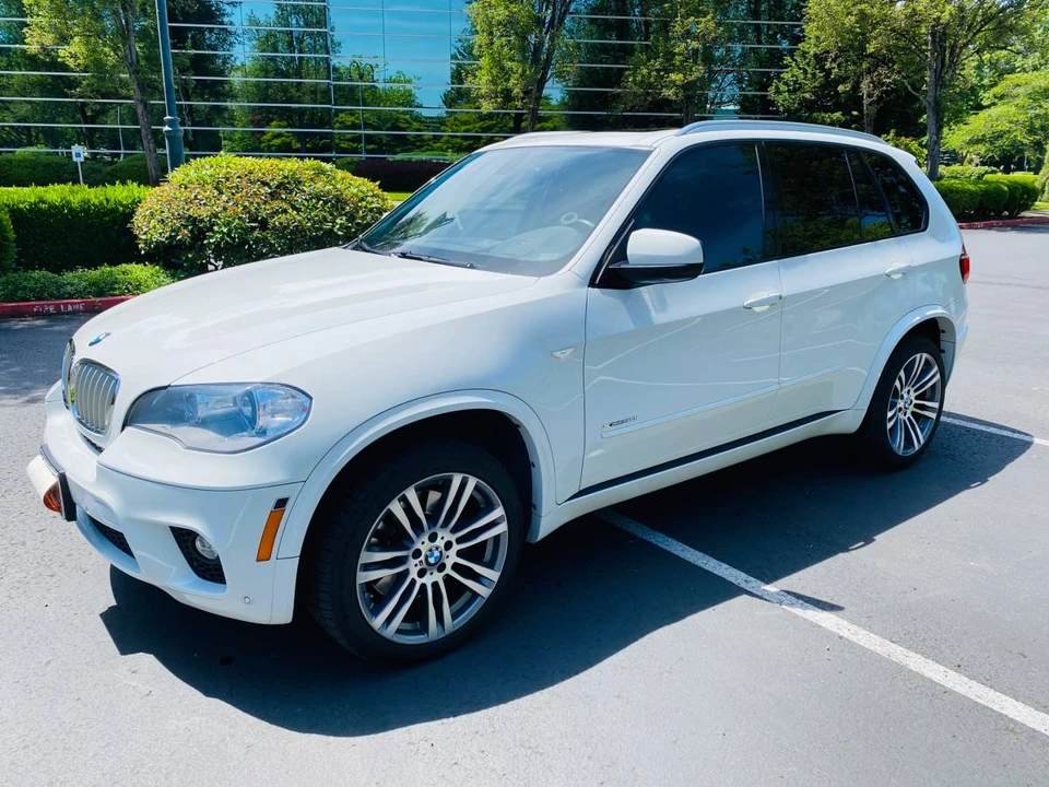 2013 BMW E70 X5 4.8i & xDrive50i - Image 3 of 23