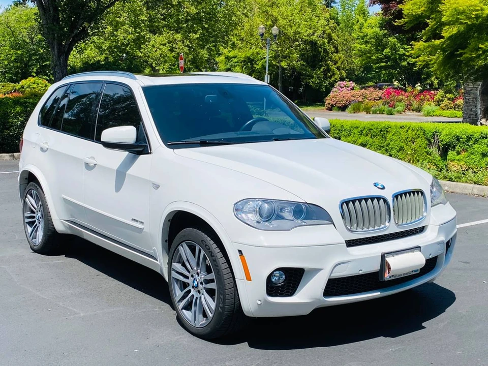 2013 BMW E70 X5 4.8i & xDrive50i - Image 2 of 23