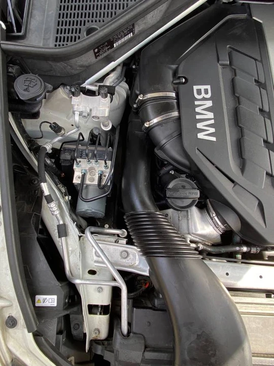 2013 BMW E70 X5 4.8i & xDrive50i - Image 18 of 20