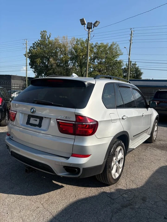 2013 BMW E70 X5 4.8i & xDrive50i - Image 5 of 10