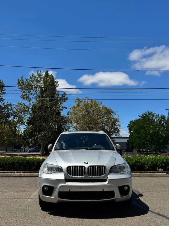 2013 BMW E70 X5 4.8i & xDrive50i - Image 11 of 16