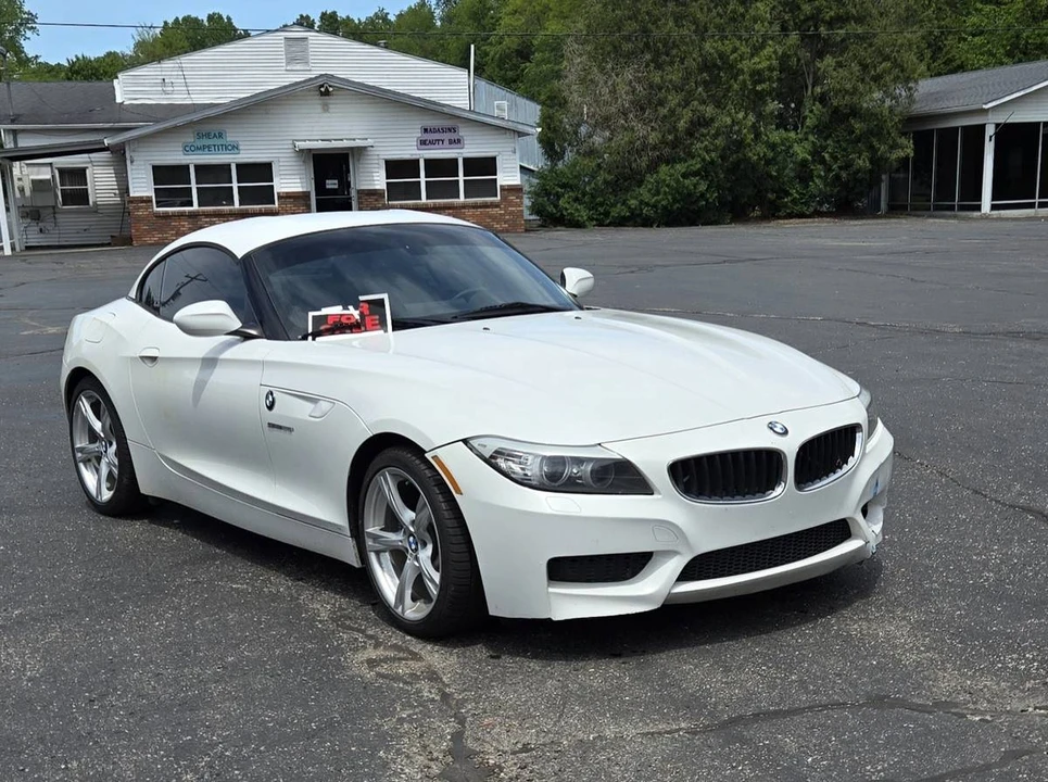 2013 BMW E89 Z4 Roadster - Image 3 of 16