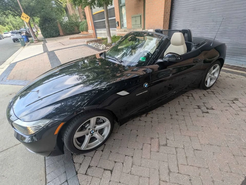 2013 BMW E89 Z4 Roadster - Image 2 of 17