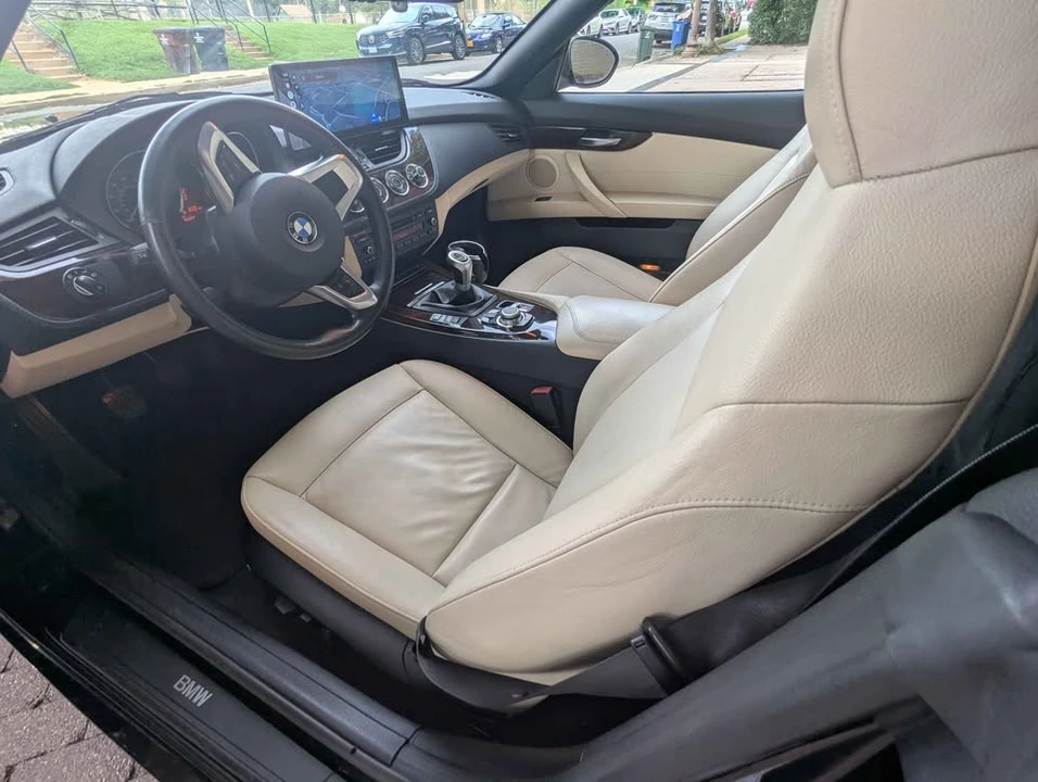 2013 BMW E89 Z4 Roadster - Image 7 of 17