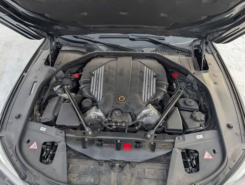2013 BMW Alpina B7 - Image 4 of 8