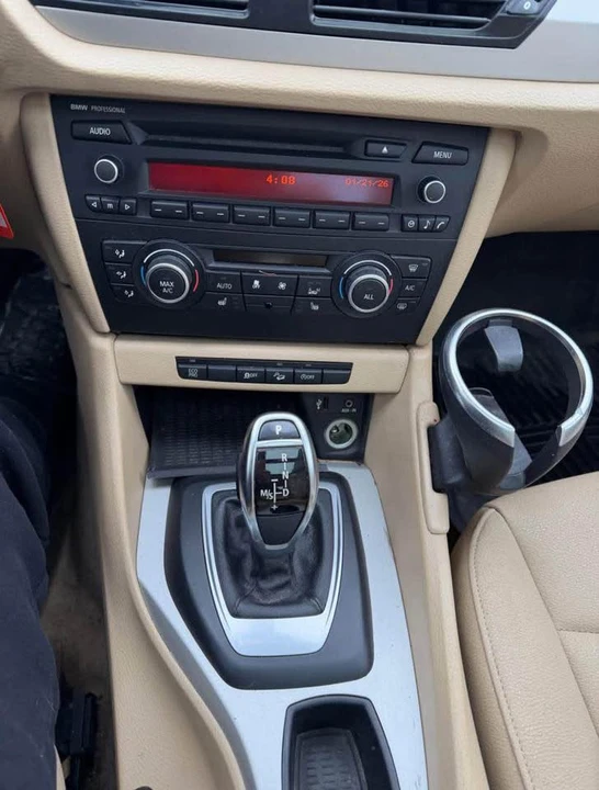 2013 BMW E84 X1 - Image 12 of 17