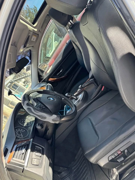 2013 BMW i3 - Image 4 of 12