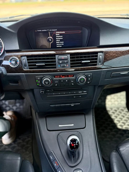 2013 BMW E93 M3 Convertible - Image 15 of 18